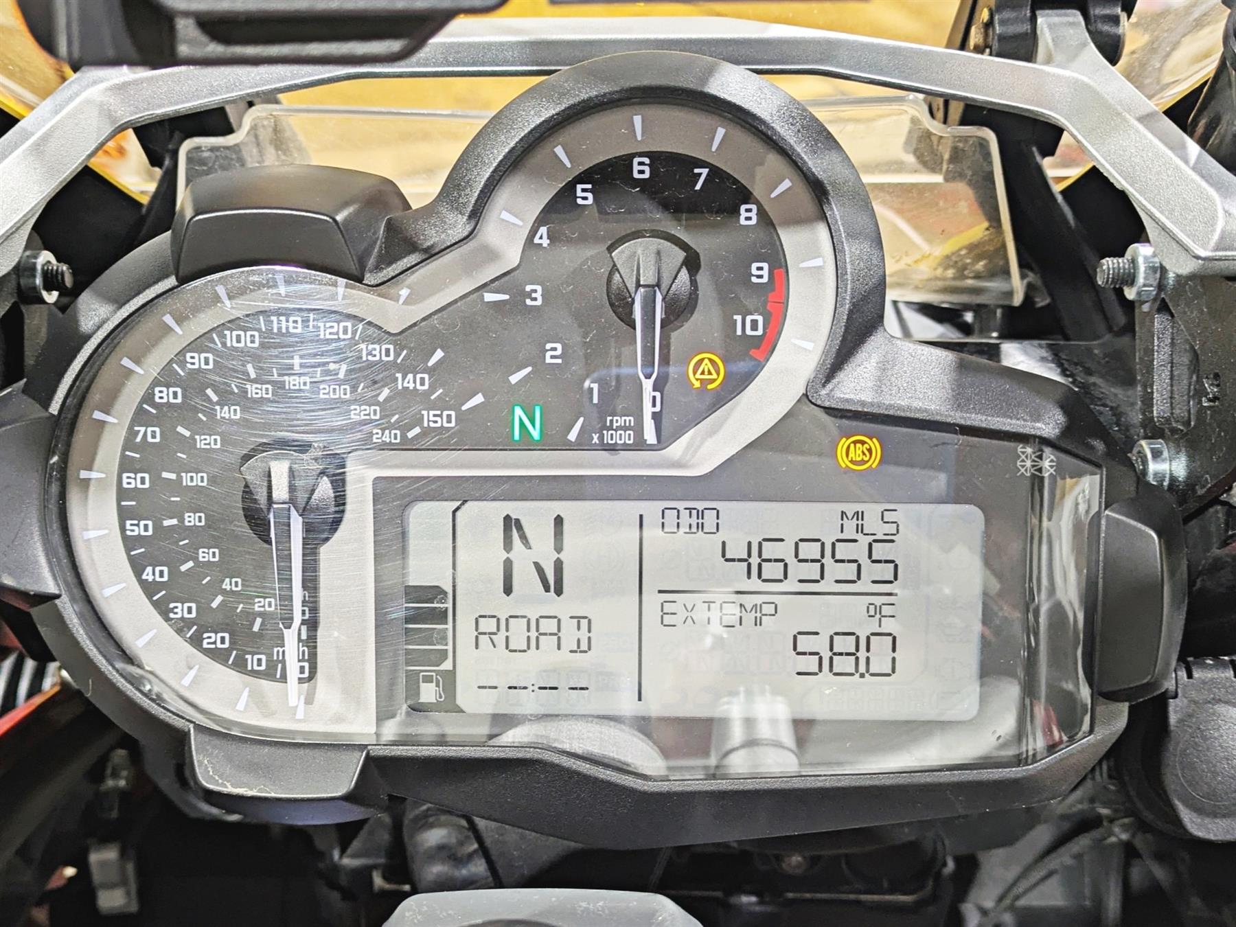 2016 BMW R1200 GS K50 Speedometer Gauges Instrument -46k 62118557882 62118393192 {{ shop.shopifyCountryName }} - Mototech271