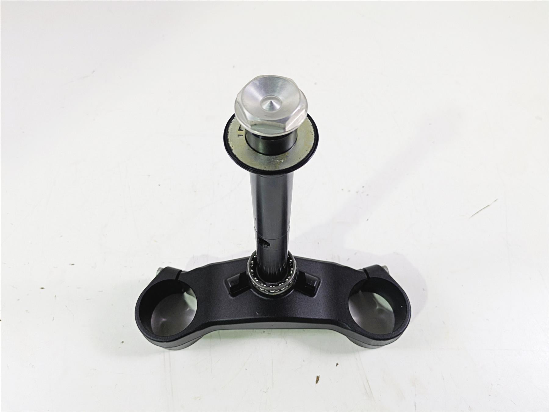 2018 KTM 1290 Super Adv S Lower Triple Tree Steering Clamp 60mm 6070113203233S {{ shop.shopifyCountryName }} - Mototech271