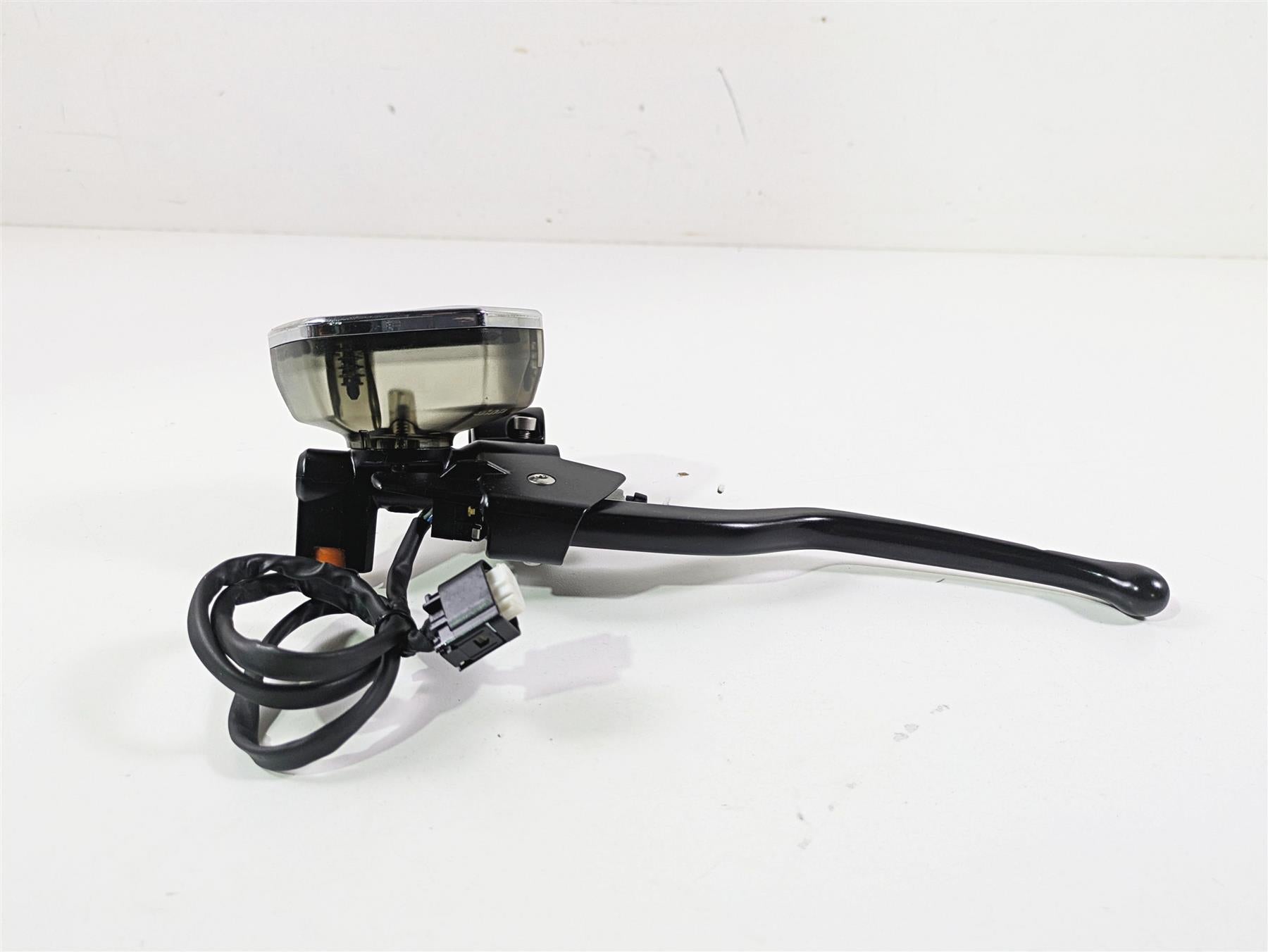 2014 BMW K1600 GTL K48 Clutch Master Cylinder 32728533722 {{ shop.shopifyCountryName }} - Mototech271