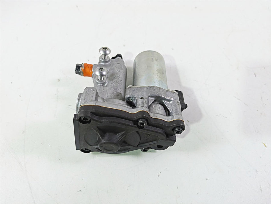 2025 Honda CBR600RR Nissin Rear Abs Brake Pump Modulator 57100-MFJ-A51 {{ shop.shopifyCountryName }} - Mototech271