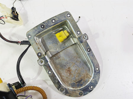 2011 Harley FXDC Dyna Super Glide Fuel Gas Petrol Pump - Tested 75218-04D {{ shop.shopifyCountryName }} - Mototech271
