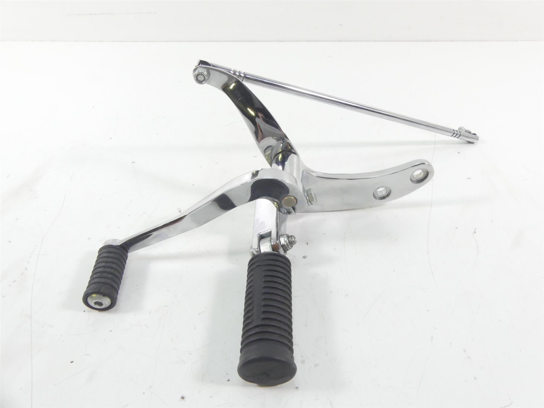 2009 Harley FXDF Dyna Fat Bob Front Left Fw Foot Control + Shift Lever 33693-03 | Mototech271