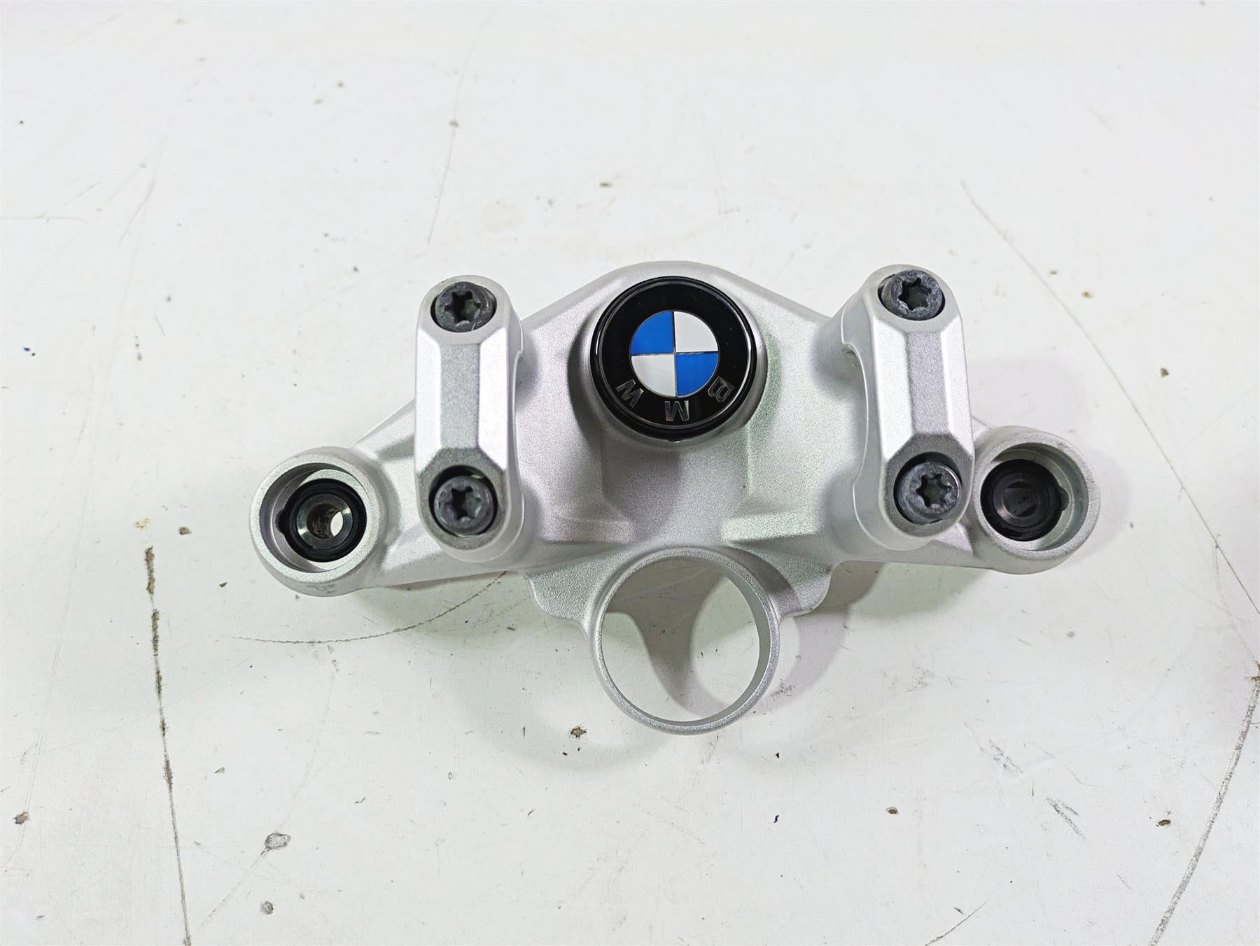 2015 BMW R1200GS Adv K51 Upper Triple Tree Steering Clamp 31428555849
