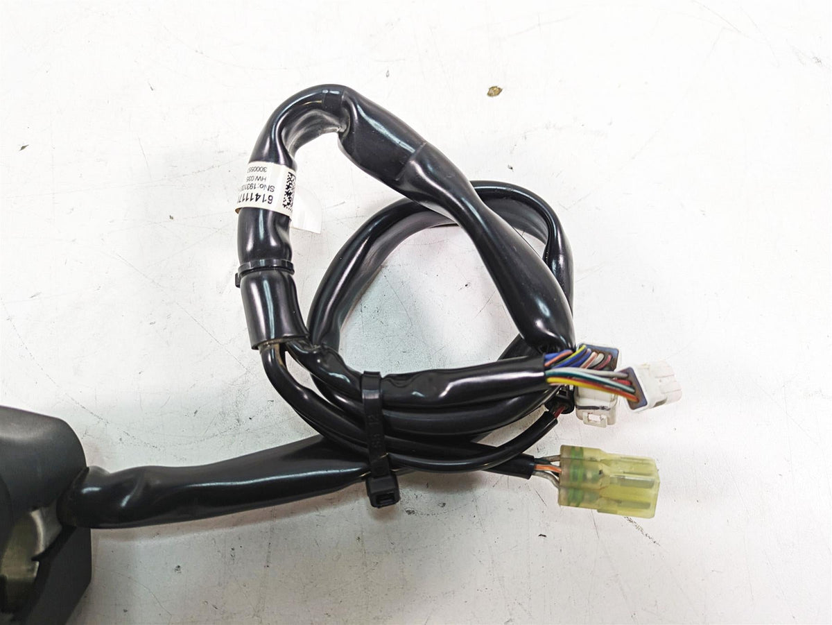 2020 KTM 1290 Super Adventure R Left Hand Turn Signal Control Switch 61411170100 {{ shop.shopifyCountryName }} - Mototech271