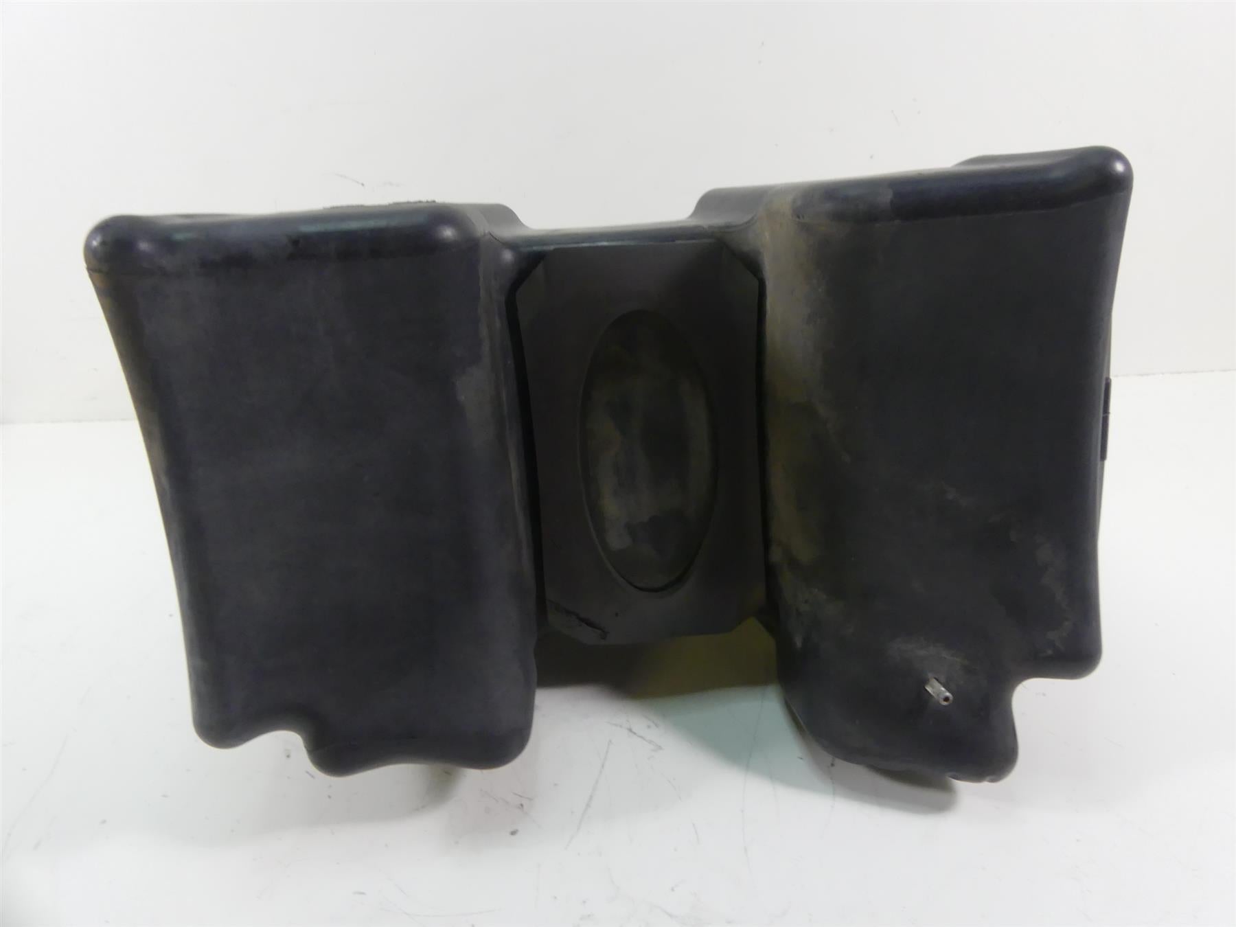 2013 Harley Davidson VRSCF Muscle Plastic Fuel Gas Petrol Tank 61323-07A {{ shop.shopifyCountryName }} - Mototech271