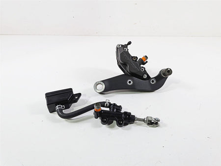 2006 Suzuki C90 VL1500T Boulevard Rear Brake Caliper & Mstr Cyl 69100-10F10-999 {{ shop.shopifyCountryName }} - Mototech271