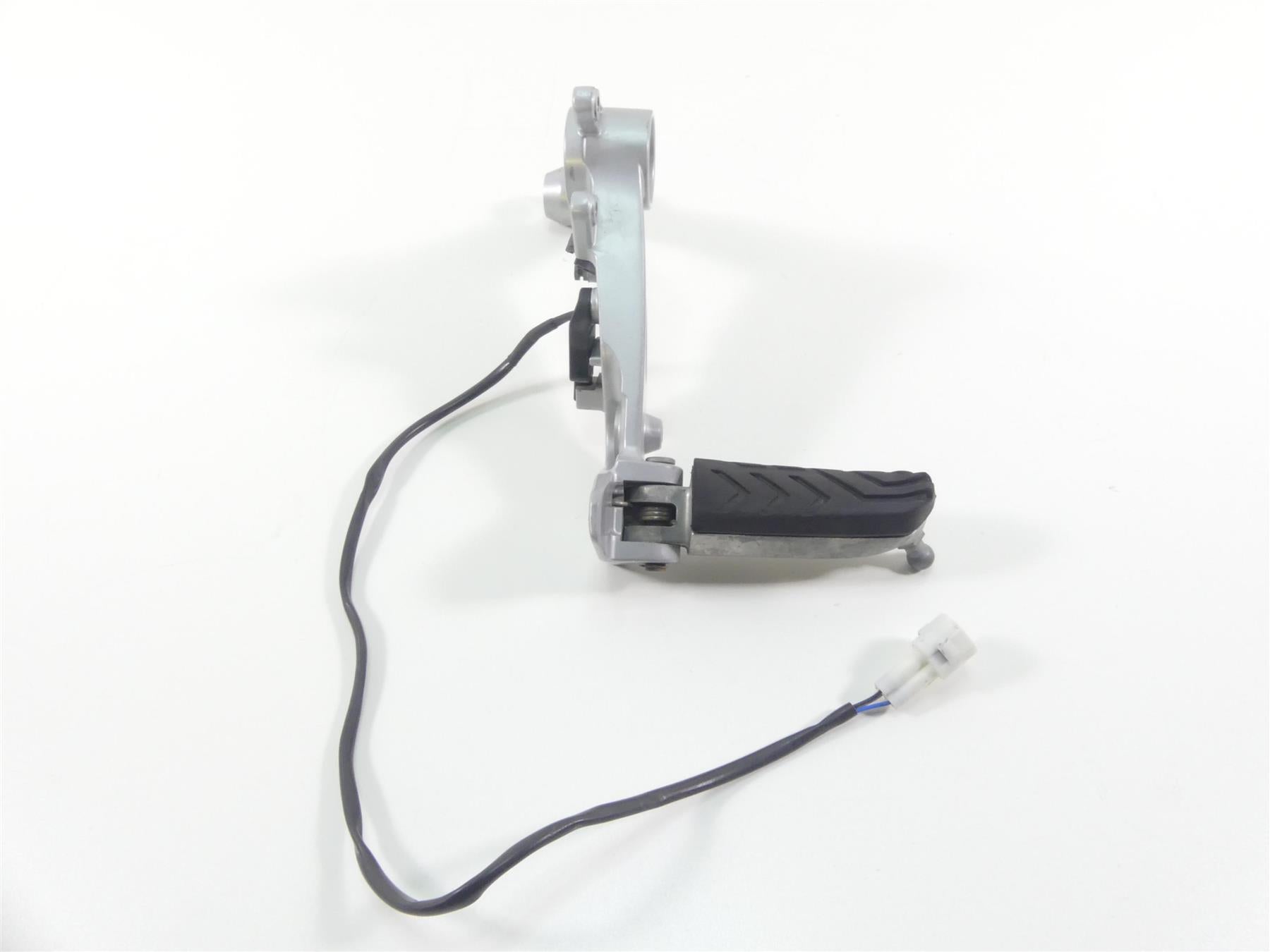 2021 Aprilia Tuono 660 RS660 Right Rider Footpeg Foot Peg Rest & Mount 2B005203 {{ shop.shopifyCountryName }} - Mototech271