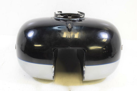 2012 Harley Touring FLHTK Electra Glide Fuel Petrol Gas Tank -dented 61356-08 {{ shop.shopifyCountryName }} - Mototech271