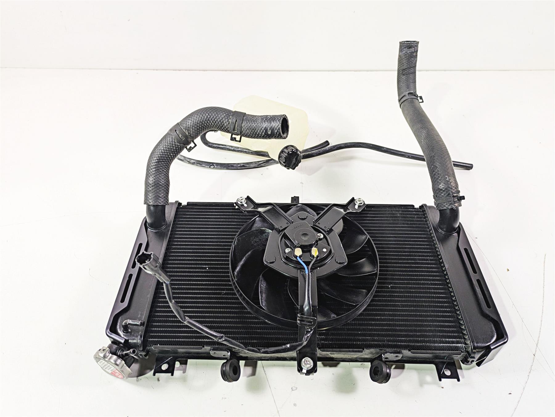 2022 Kawasaki ZR900RS Cafe Radiator Fan Reservoir Hoses Set 39061-0809 | Mototech271