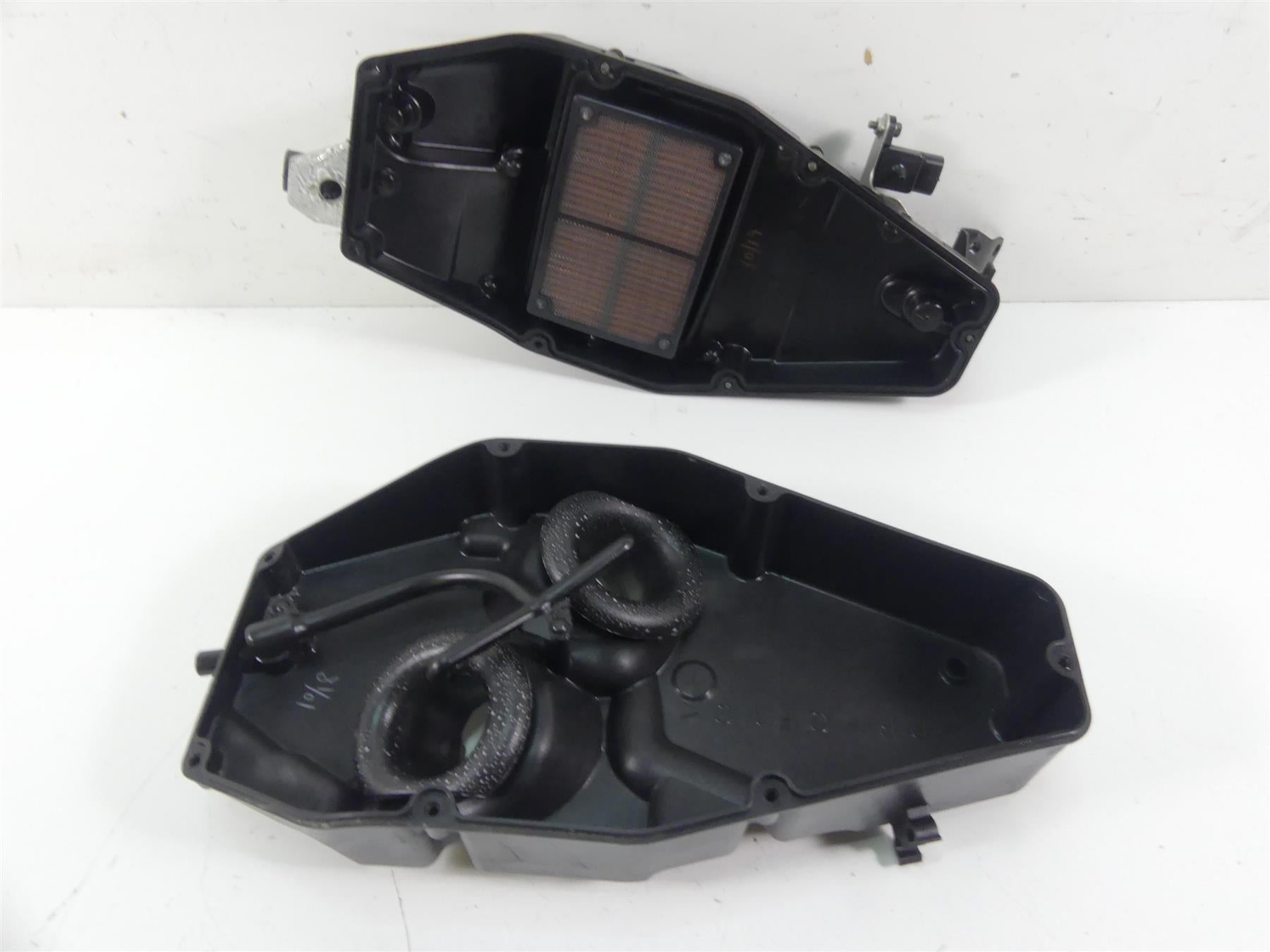2006 Yamaha Roadliner XV1900 Air Box Cleaner Breather Filter 1D7-W1443-00-00 | Mototech271