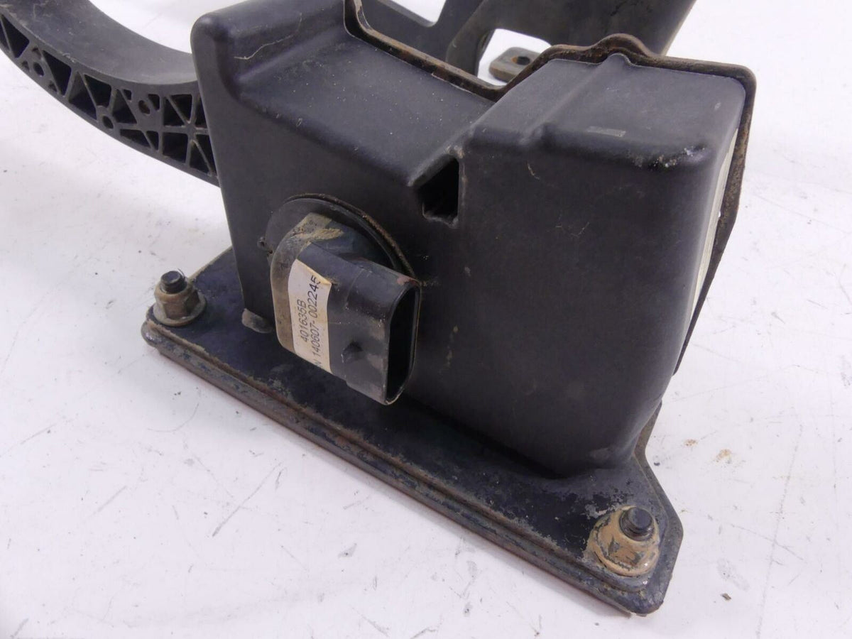 2015 Polaris RZR S 900 EPS Foot Brake & Accelerate Pedal Set 1015481 4014042 {{ shop.shopifyCountryName }} - Mototech271
