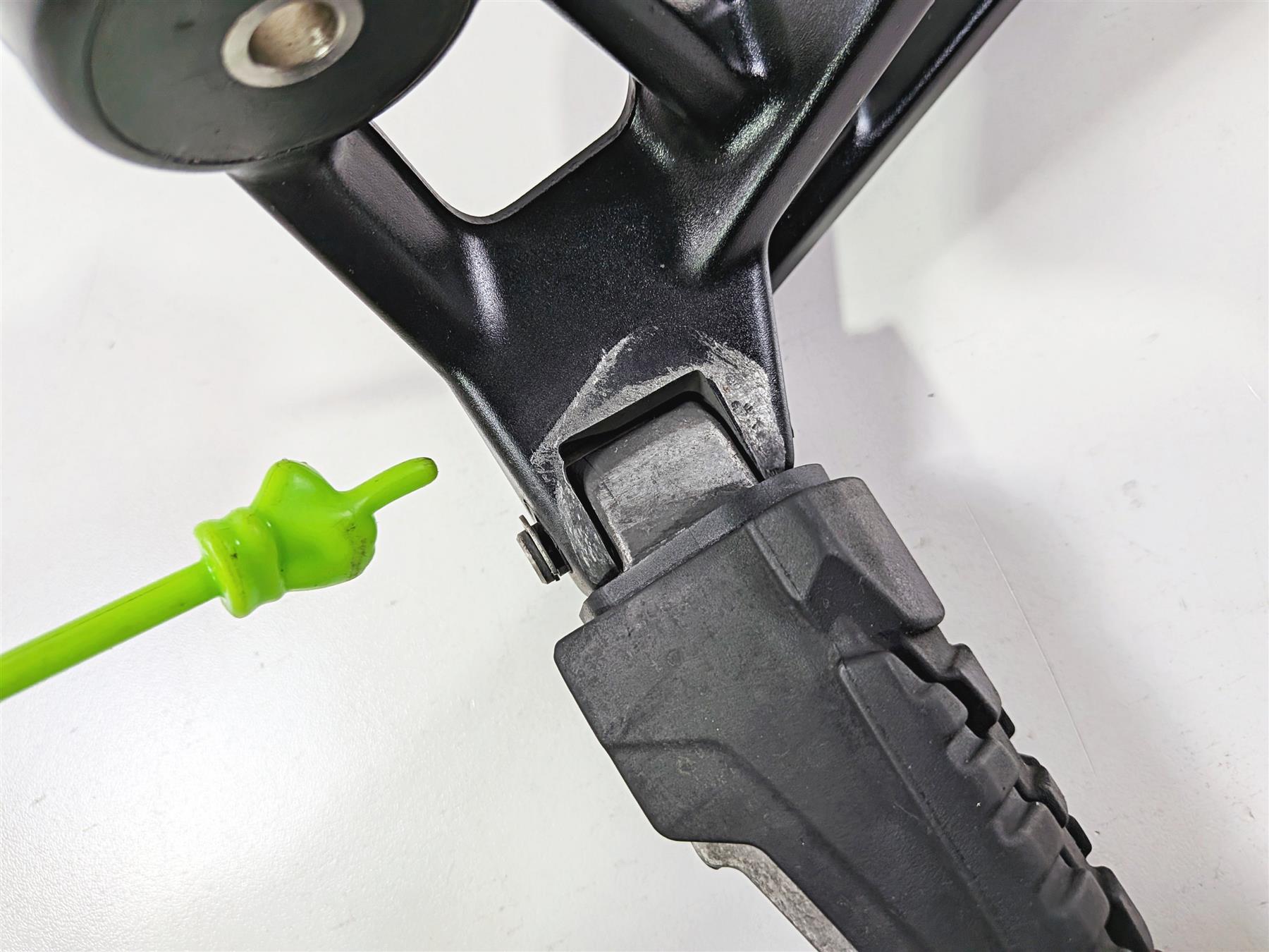 2016 BMW S1000XR K49 Rear Passenger Foot Peg Set -Read 46718553845 46718553846-Mototech271