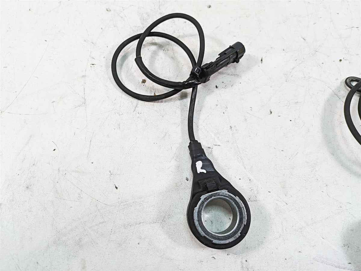 2010 Harley Touring FLHTCU Electra Glide Abs Brake Wheel Sensor Set 40614-08 {{ shop.shopifyCountryName }} - Mototech271