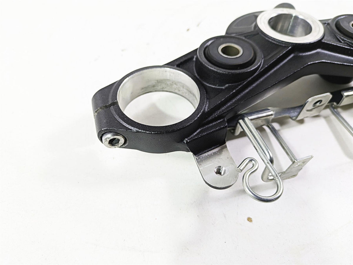 2021 Kawasaki Z900 ZR900 Upper Triple Tree Steering Clamp 44039-0167-18R {{ shop.shopifyCountryName }} - Mototech271
