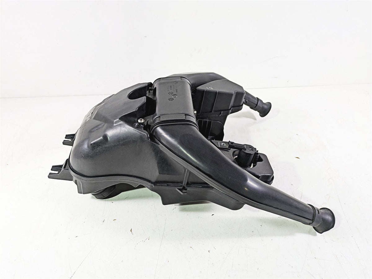 2017 BMW F800GS Adv K75 Air Box Breather Filter Cleaner & Tubes Set 13718554886 {{ shop.shopifyCountryName }} - Mototech271