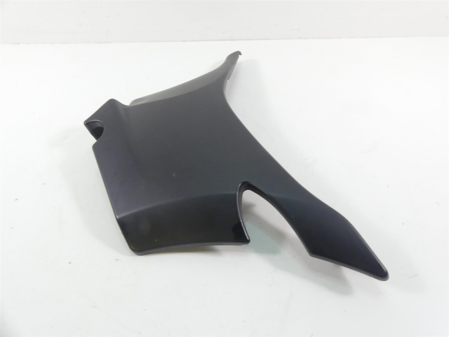 2016 Indian Chieftain Dark Horse Left Upper Side Cover Fairing Cowl 5450242 {{ shop.shopifyCountryName }} - Mototech271
