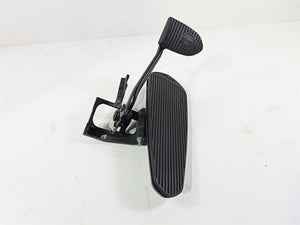 2018 Indian Chieftain Dark Horse Front Right Floor Board & Brake Pedal 5141001