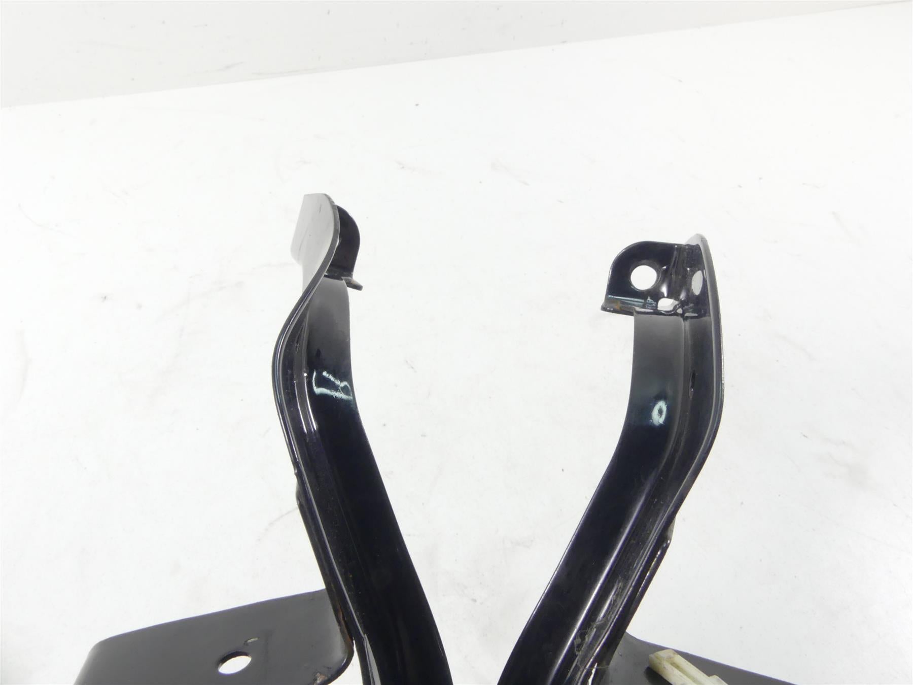 2012 Harley CVO FLHX SE3 Street Glide Front Fairing Mount Set - Read 58478-96B {{ shop.shopifyCountryName }} - Mototech271