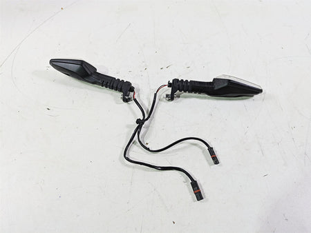 2023 BMW G310R K03 Front Blinker Turn Signal Set 63138557204 {{ shop.shopifyCountryName }} - Mototech271