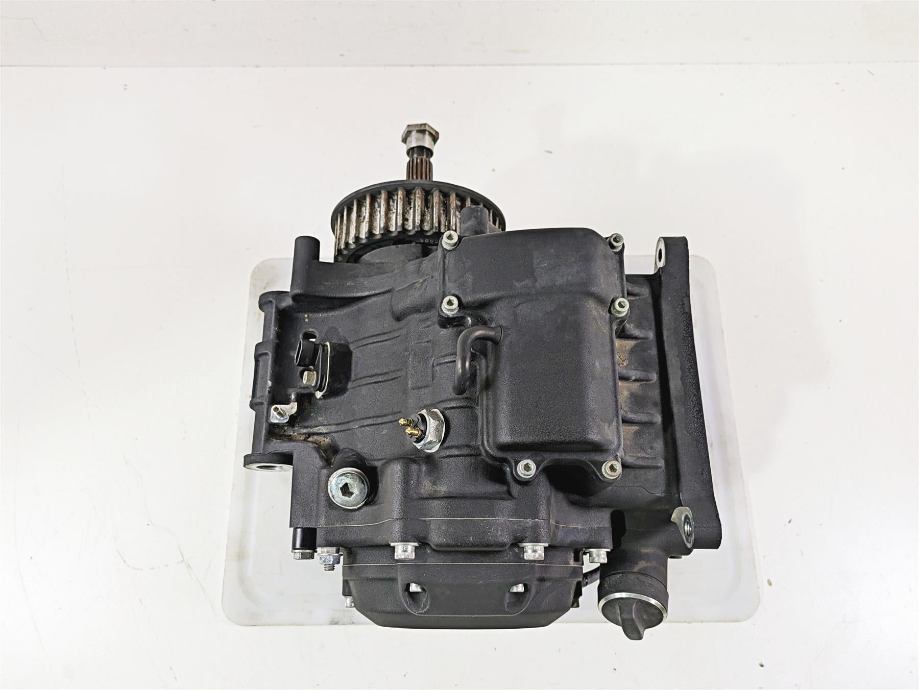 2016 Harley FXDWG Dyna Wide Glide 6-Speed Transmission Gear Box 33083-10A {{ shop.shopifyCountryName }} - Mototech271