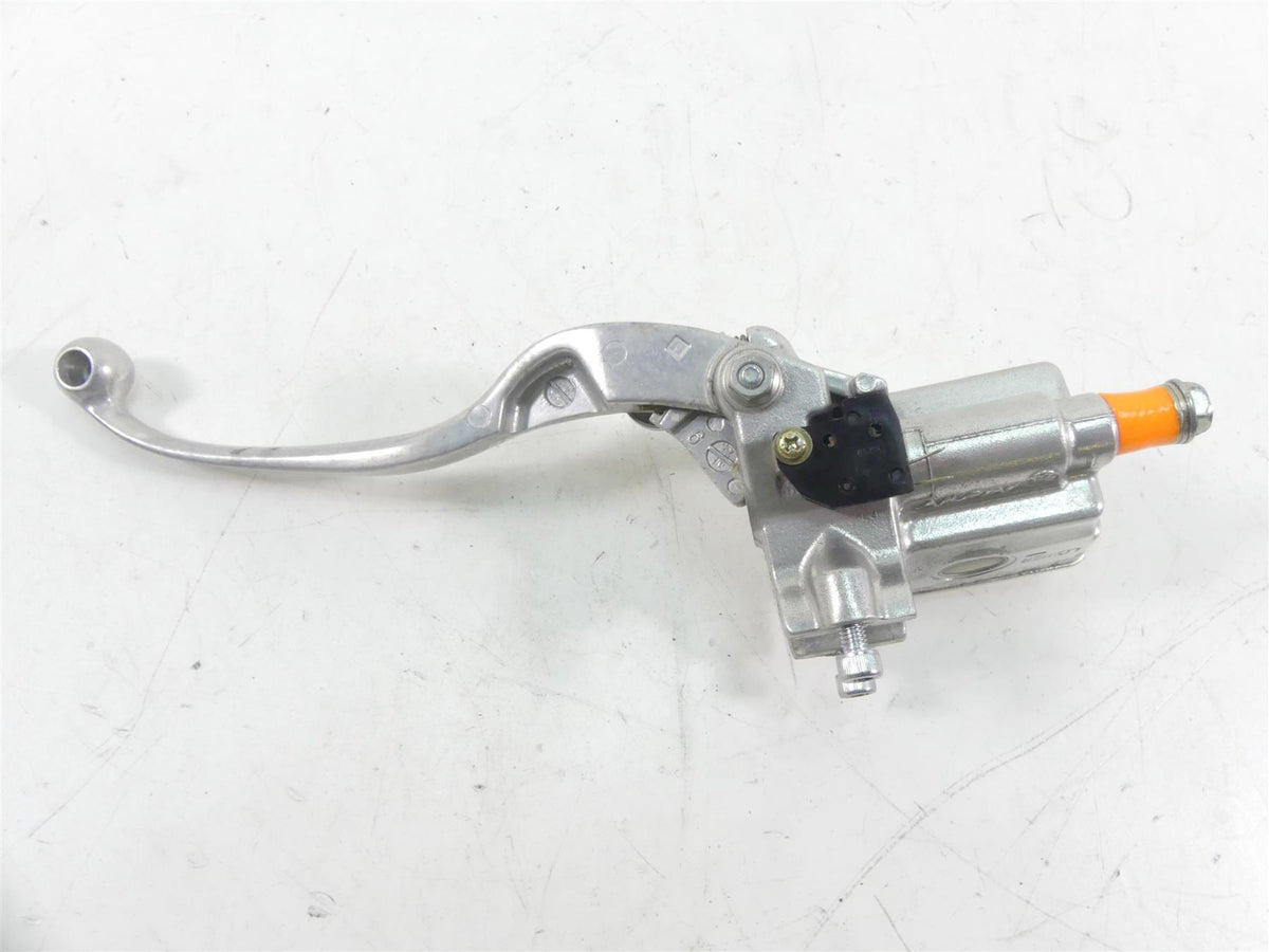 2004 Kawasaki VN1600 Meanstreak Front Brake Master Cylinder 5/8 43015-0023 {{ shop.shopifyCountryName }} - Mototech271