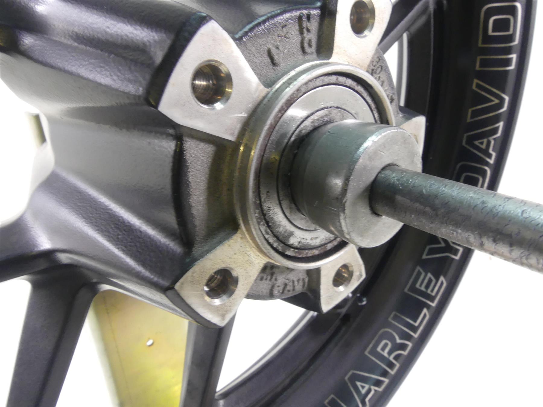 2018 Harley Softail FXFB Fat Bob Nice Straight Front 16x3 Wheel Rim 43300428 {{ shop.shopifyCountryName }} - Mototech271