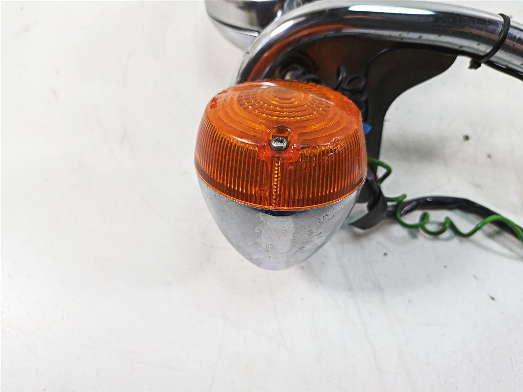 1997 Kawasaki VN1500 Vulcan Front Spot Lights Spotlight Blinker Bar 32001-001 {{ shop.shopifyCountryName }} - Mototech271