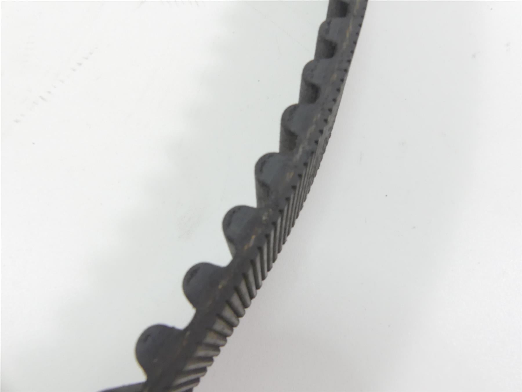 1999 Harley Dyna FXDS Convertible Rear Main Drive Belt 133T 1 1/2" 40015-90 {{ shop.shopifyCountryName }} - Mototech271