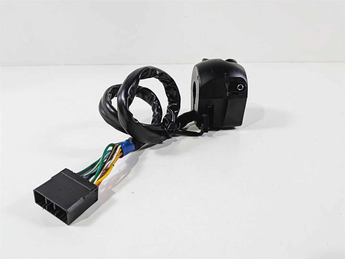2016 Victory Cross Country Left Hand Light Blinker Control Switch 4012119 {{ shop.shopifyCountryName }} - Mototech271