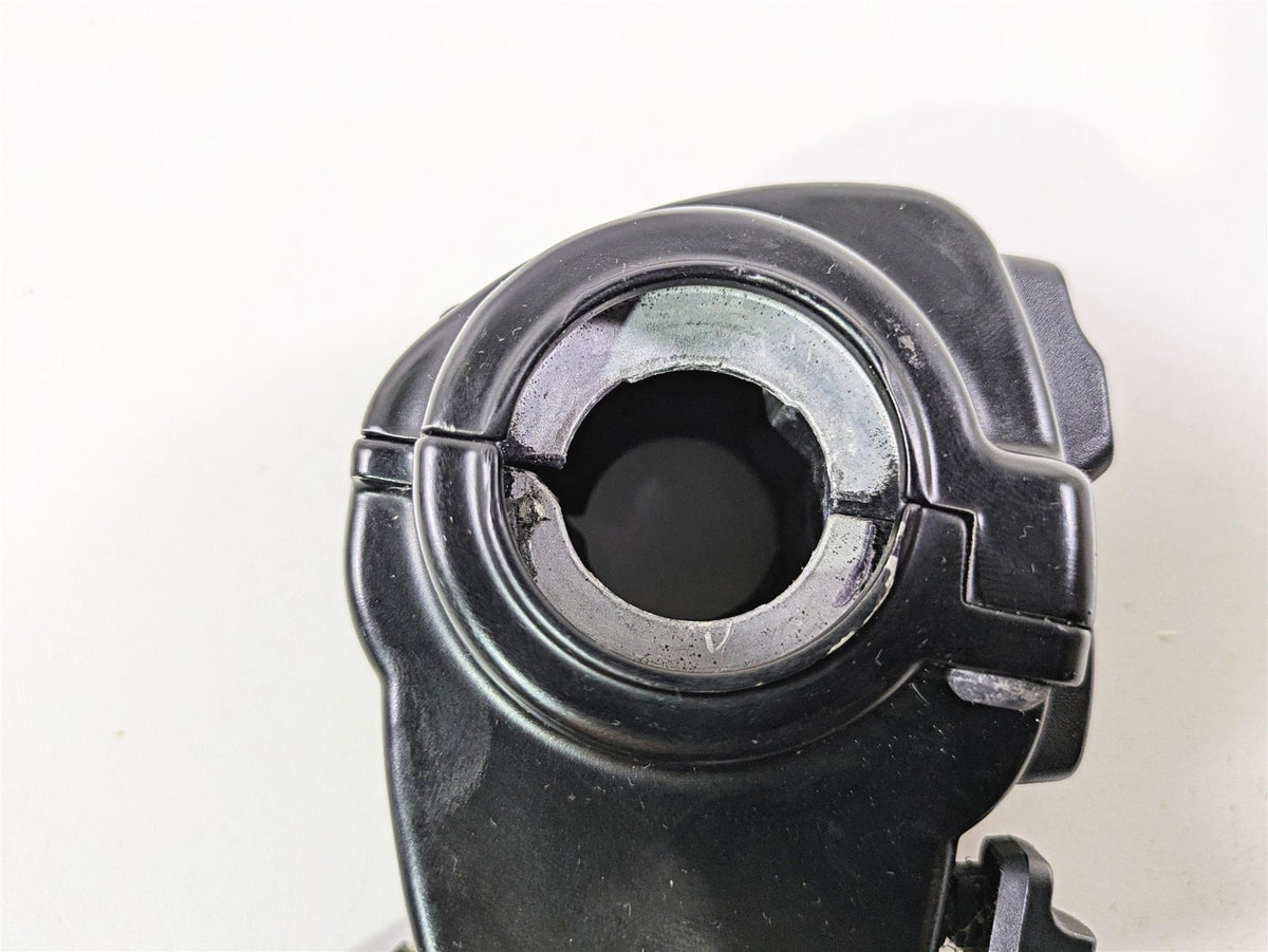 2018 Harley FLHCS Softail Heritage 115th Left Hand Control Switch 71500470 {{ shop.shopifyCountryName }} - Mototech271