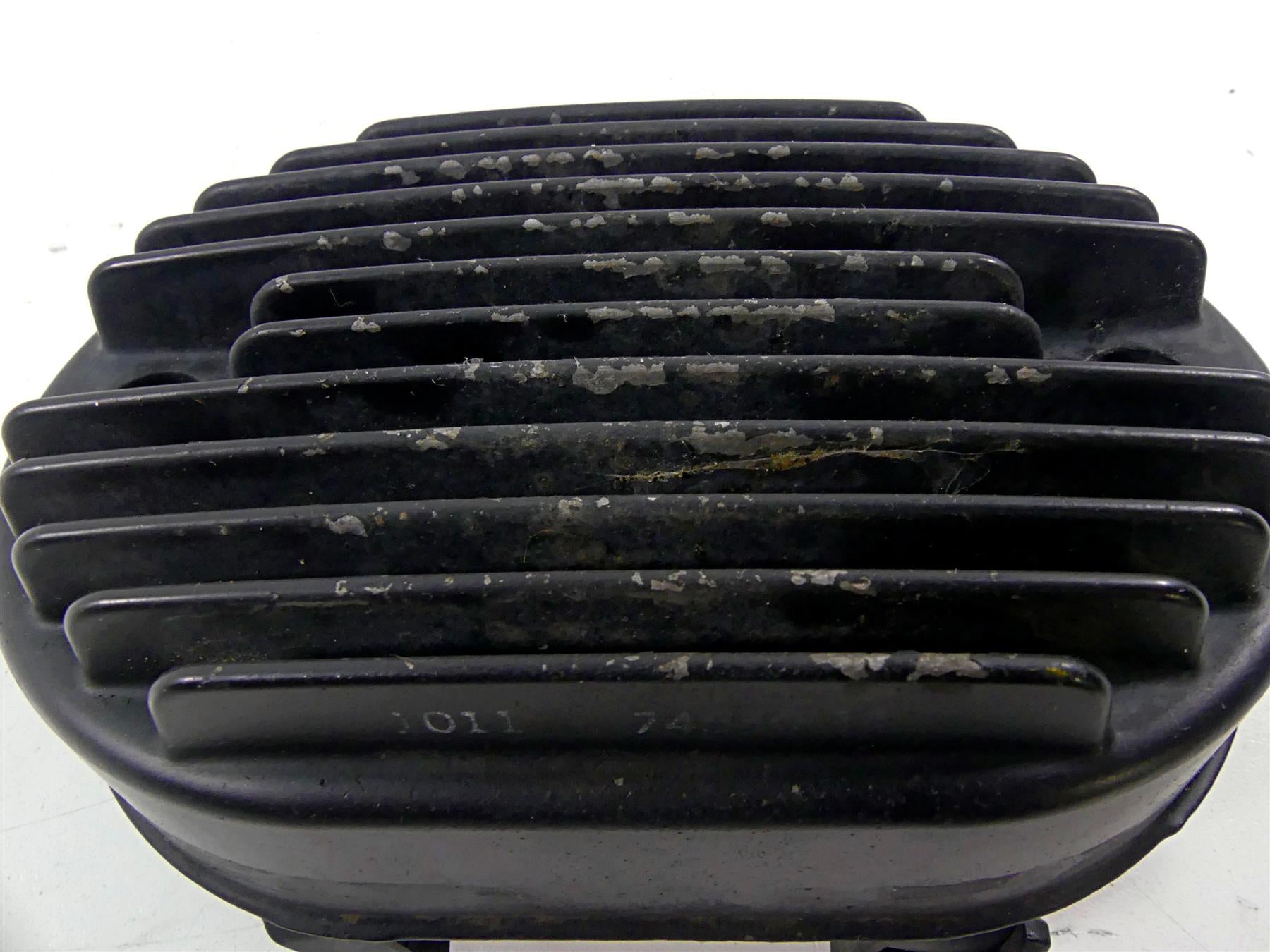 2011 Harley Softail FXS Blackline Rectifier Voltage Regulator - Read 74540-11 {{ shop.shopifyCountryName }} - Mototech271