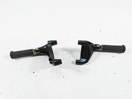 2019 Harley XL883N Sportster Iron Rear Passenger Footpeg Set 49315-04 50500233 {{ shop.shopifyCountryName }} - Mototech271