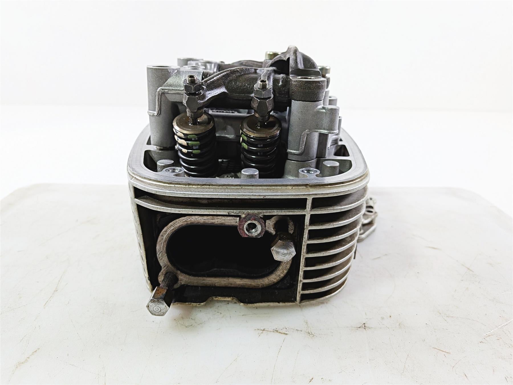 2004 BMW R1150GS R21 Left Cylinderhead Cylinder Head - Good Compression 7670533 {{ shop.shopifyCountryName }} - Mototech271