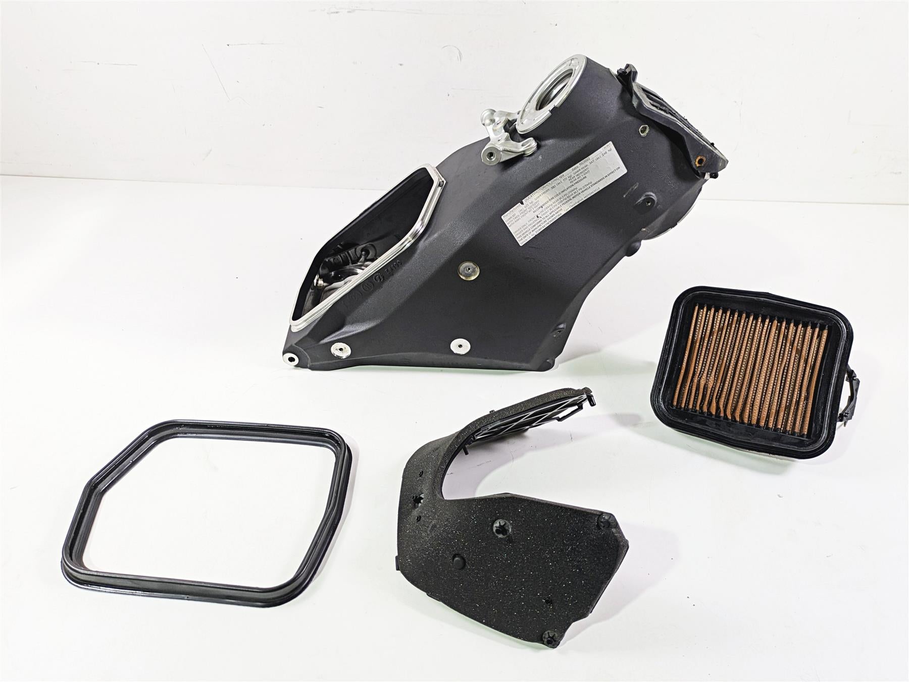 2022 Ducati Streetfighter V2 Straight Main Frame Chassis Air Box With Texas Salvage Title 47028371AA