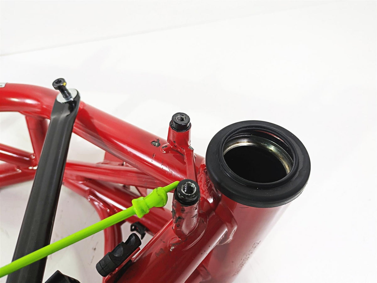 2018 Ducati Hypermotard 939 SP Straight Main Frame Chassis With Clean Oregon Title 47017931AA 47017961AA {{ shop.shopifyCountryName }} - Mototech271