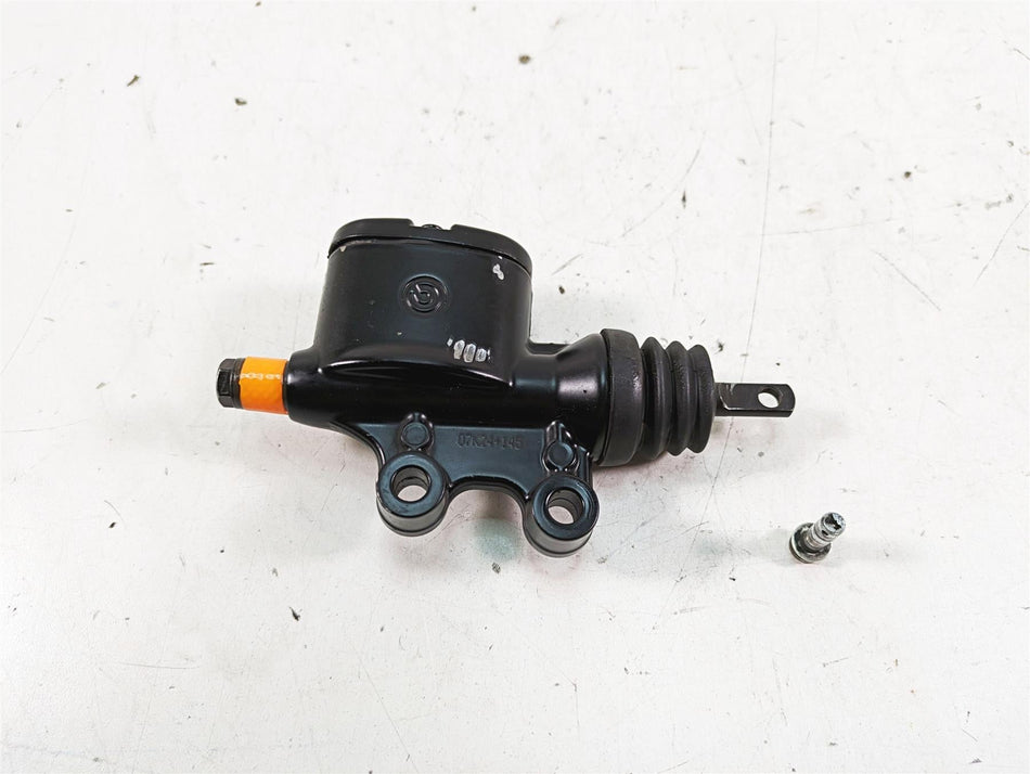 2008 Harley FLHTCU Electra Glide Brembo Rear Brake Master Cylinder 41763-08C {{ shop.shopifyCountryName }} - Mototech271