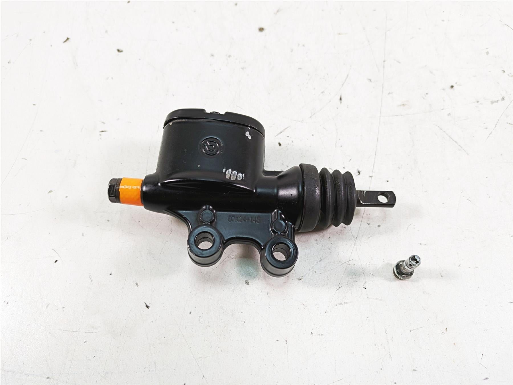 2008 Harley FLHTCU Electra Glide Brembo Rear Brake Master Cylinder 41763-08C | Mototech271