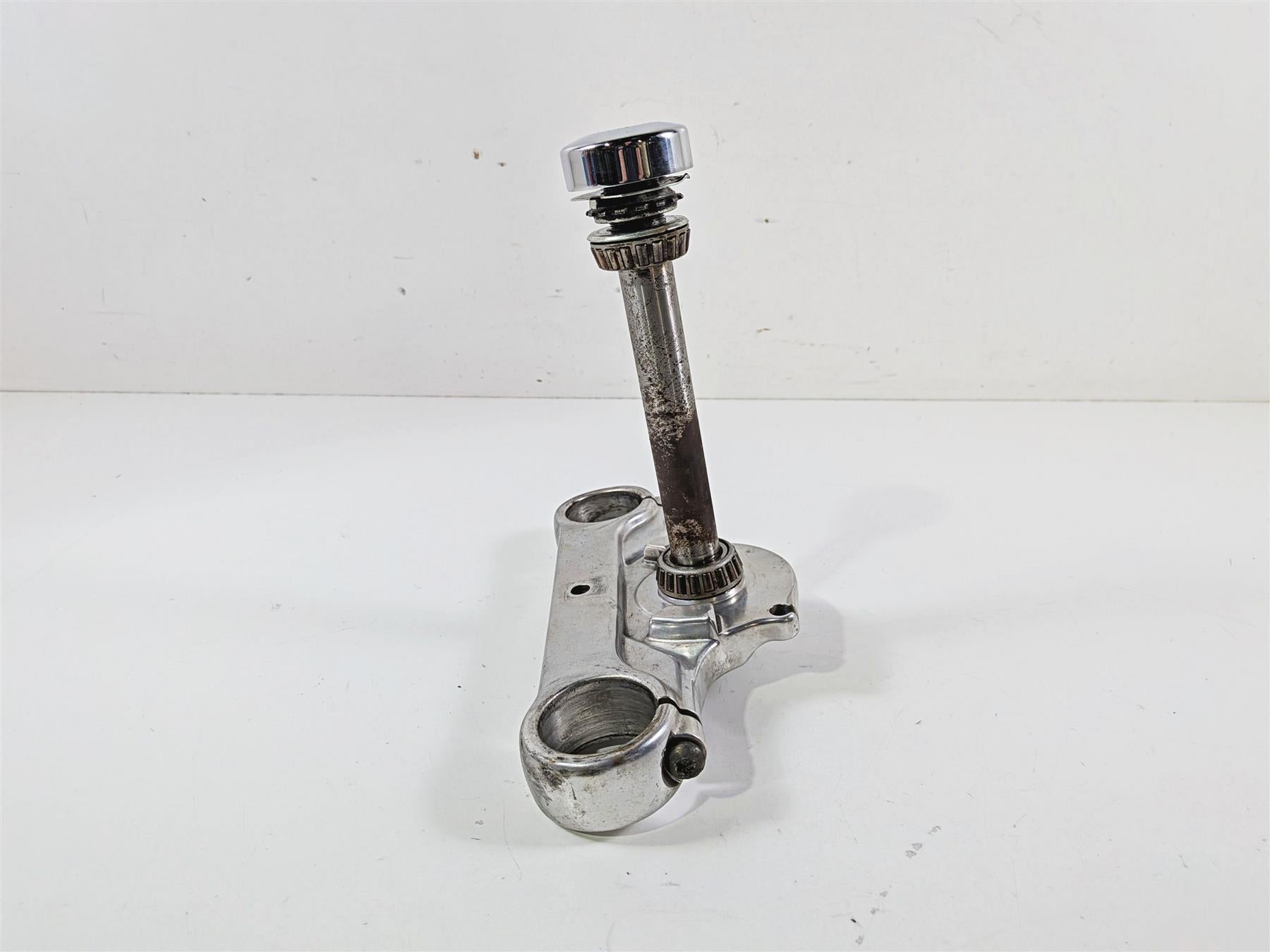 2007 Harley Dyna FXDB Street Bob Lower Triple Tree Steering Clamp -Read 46311-07 {{ shop.shopifyCountryName }} - Mototech271