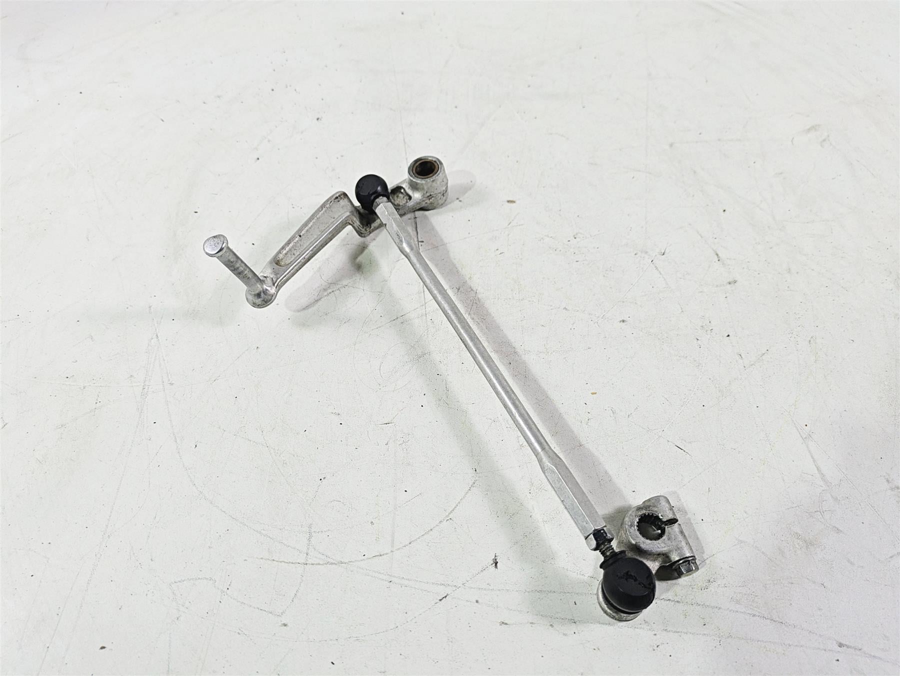 2007 Suzuki GSXR600 Foot Shifter Shift Lever Gear Selector 25600-01H02 {{ shop.shopifyCountryName }} - Mototech271