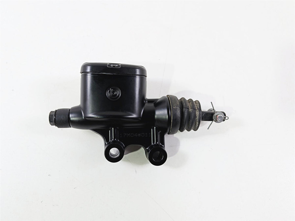 2018 Harley Touring FLHTCU Electra Glide Brembo Rear Brake Master Cylinder 41700028A-Mototech271