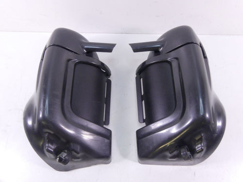 2009 Harley Touring FLHTCU Electra Glide Lower Leg Fairing Cover Set 58816-05A | Mototech271