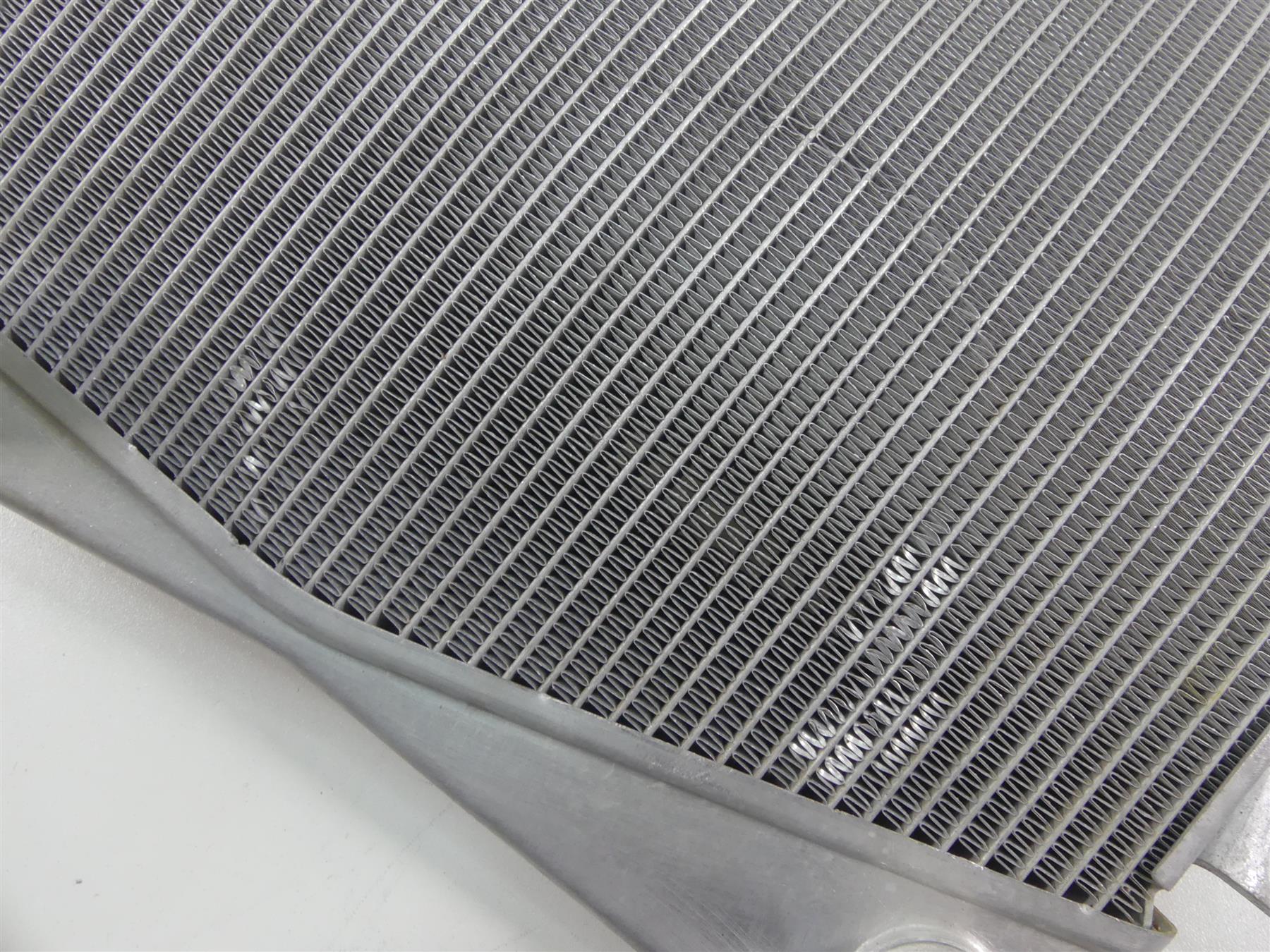 2018 Ducati Panigale 1100 V4 S Straight Coolant Radiator - No Leaks 54811355A {{ shop.shopifyCountryName }} - Mototech271