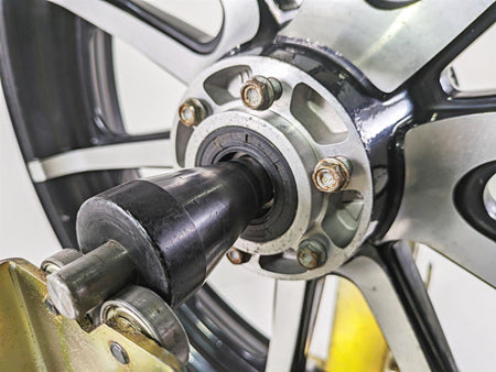 2018 Indian Chieftain Dark Horse Front Wheel Rim 19x3.5 1523059 {{ shop.shopifyCountryName }} - Mototech271
