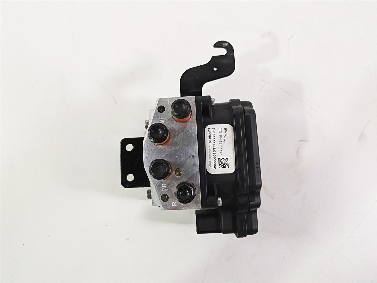 2016 Harley VRSCDX Night Rod Abs Brake Pump Module Unit 40664-08A {{ shop.shopifyCountryName }} - Mototech271