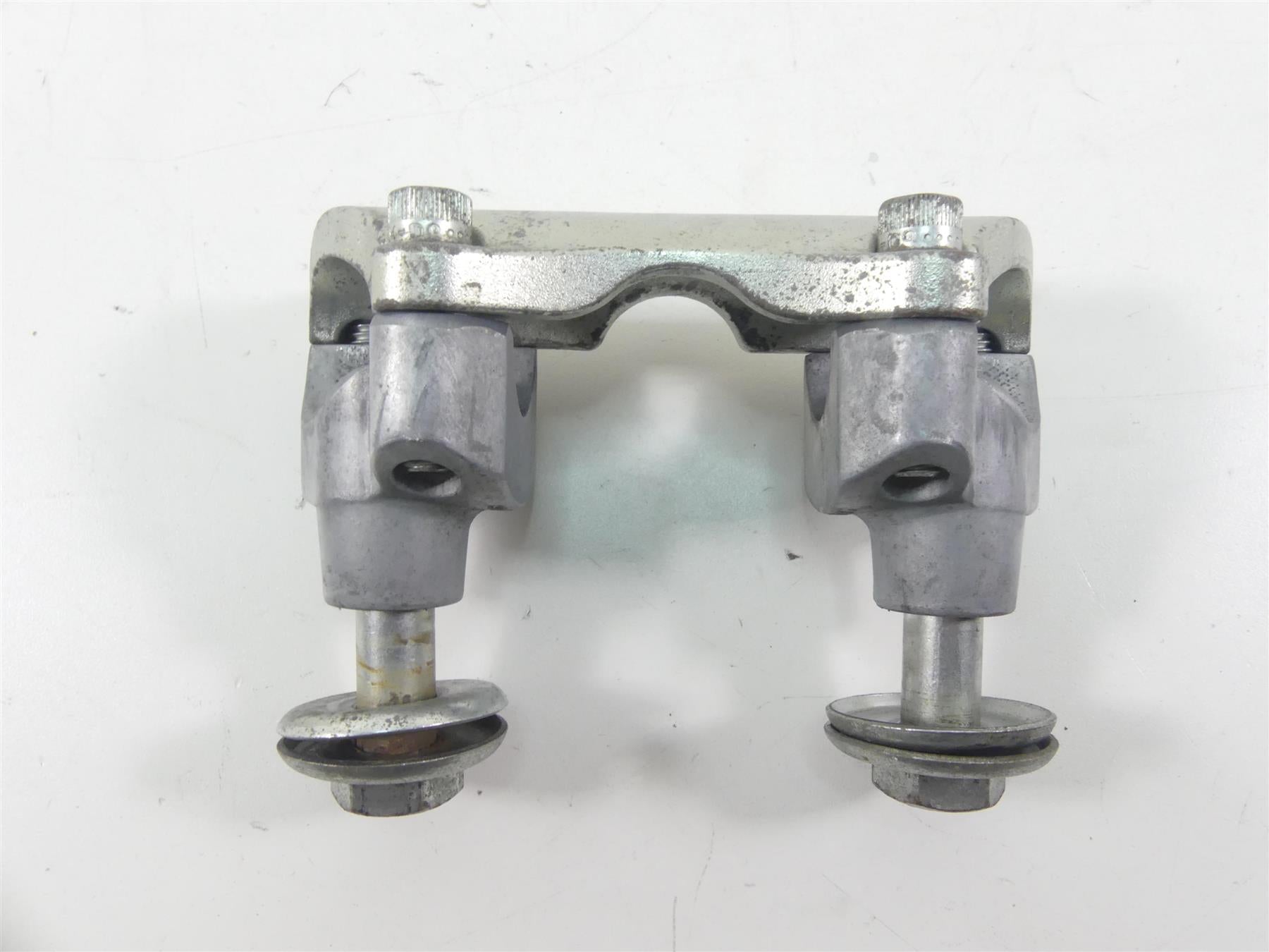 2009 Harley FLHTCU SE4 CVO E-Glide Handlebar Handle Bar Riser Set 56149-88B {{ shop.shopifyCountryName }} - Mototech271