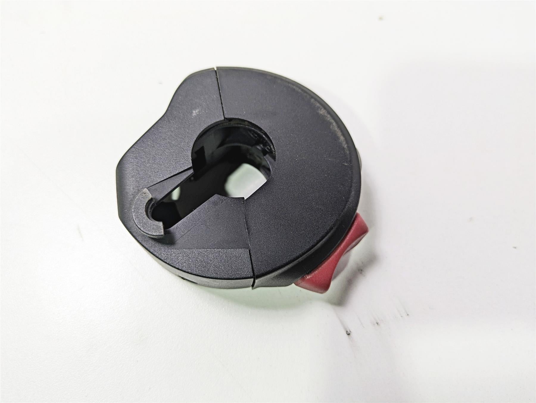 2019 BMW S1000XR K49 Right Hand Start Stop Control Switch Heat 61318567720 {{ shop.shopifyCountryName }} - Mototech271