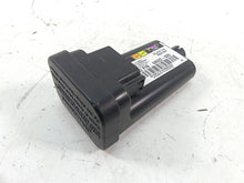Load image into Gallery viewer, 2002 Harley Touring FLHTC Electra Glide Tssm Security Turn Signal Module 68922-00D | Mototech271
