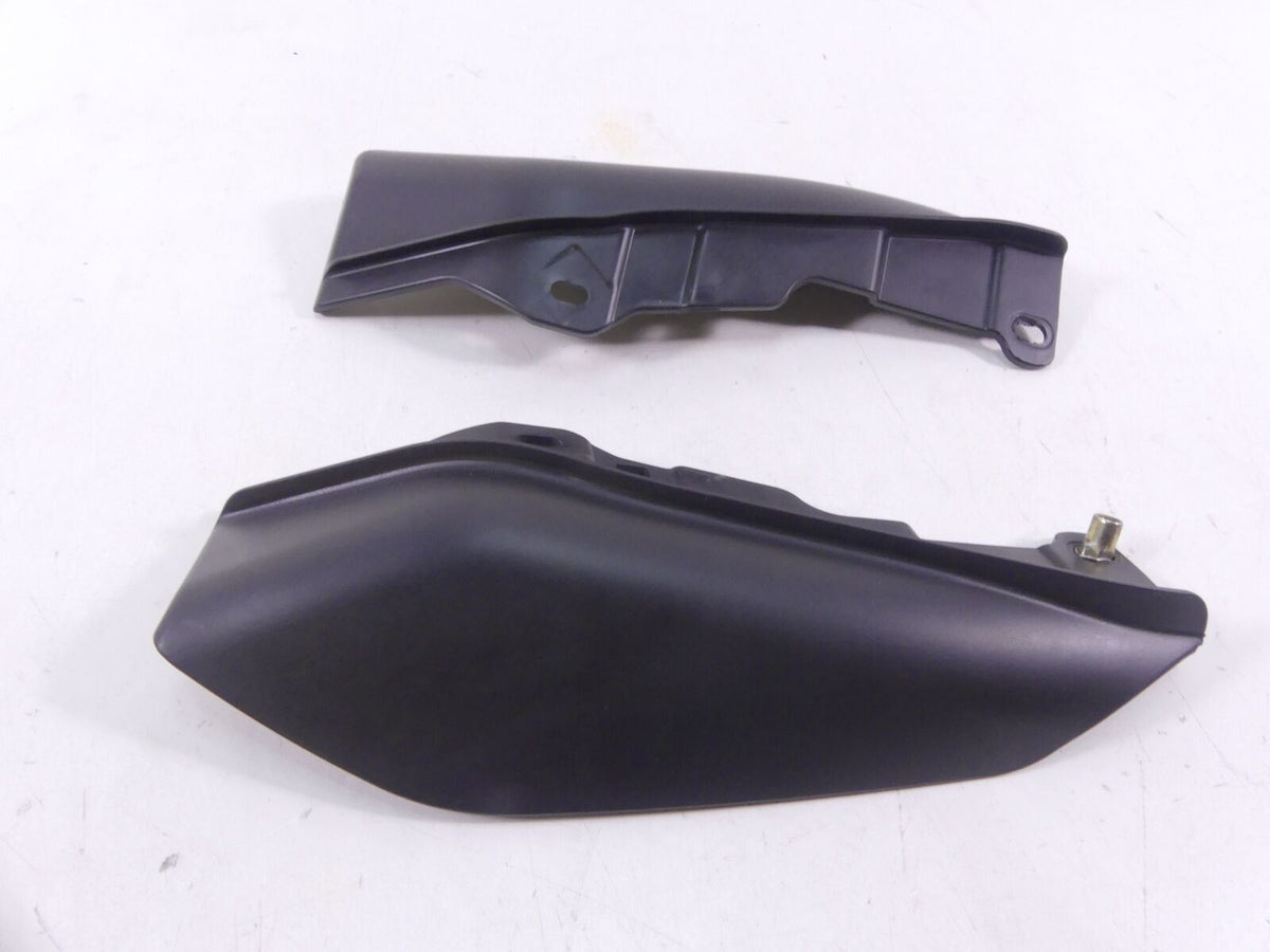 2009 Harley Touring FLHTCU Electra Glide Side Cover Wing Fairing Set 58167-09 {{ shop.shopifyCountryName }} - Mototech271