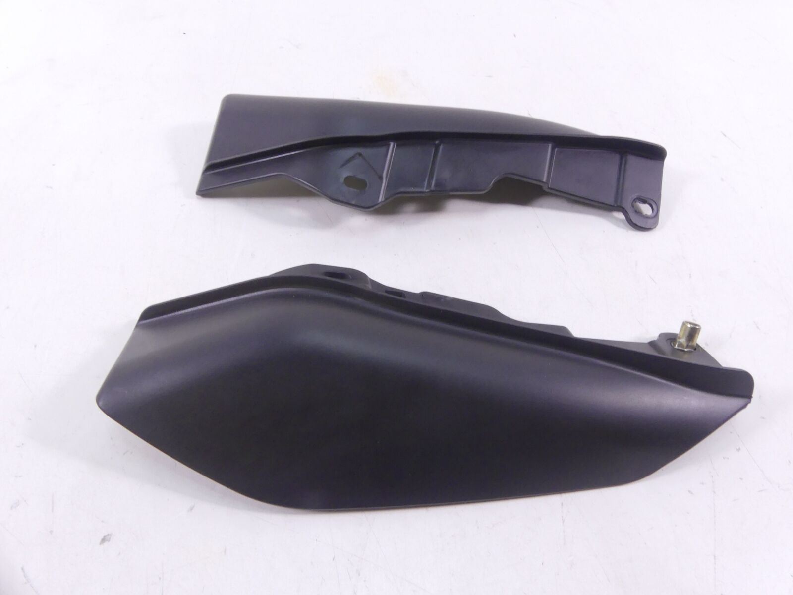 2009 Harley Touring FLHTCU Electra Glide Side Cover Wing Fairing Set 58167-09 {{ shop.shopifyCountryName }} - Mototech271