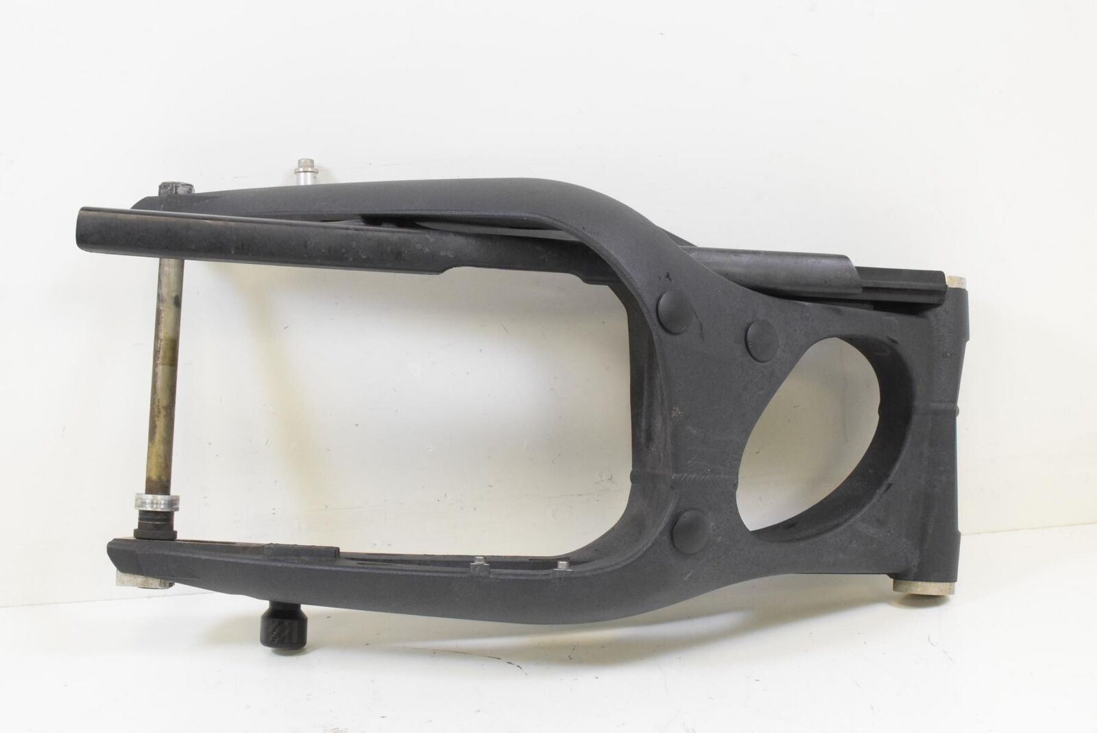 2012 Triumph Street Triple 675 R Rear Swingarm Swing Arm T2051692 {{ shop.shopifyCountryName }} - Mototech271